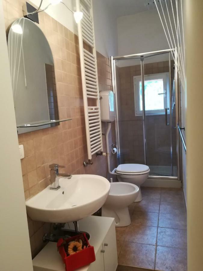 Pisolo Casa Vacanze Nuovo Appartamento Vicino All'Ospedale Sant'Orsola โบโลญญา ภายนอก รูปภาพ